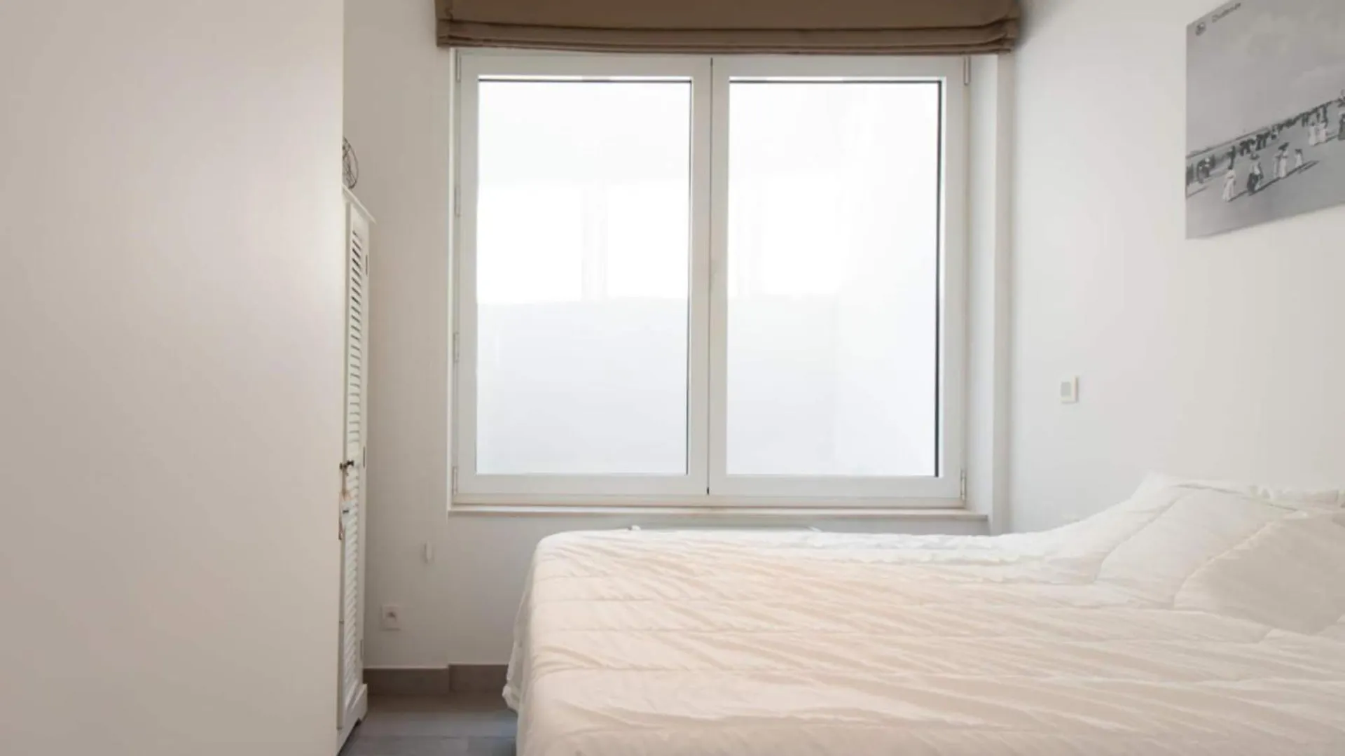 אוסטנדה Pretty Apartment With Balcony