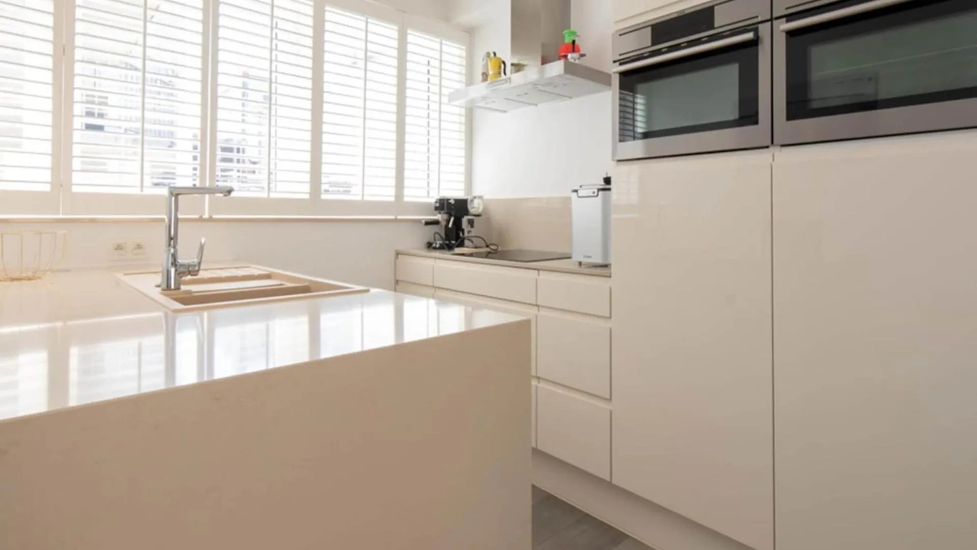 Pretty Apartment With Balcony Ostend