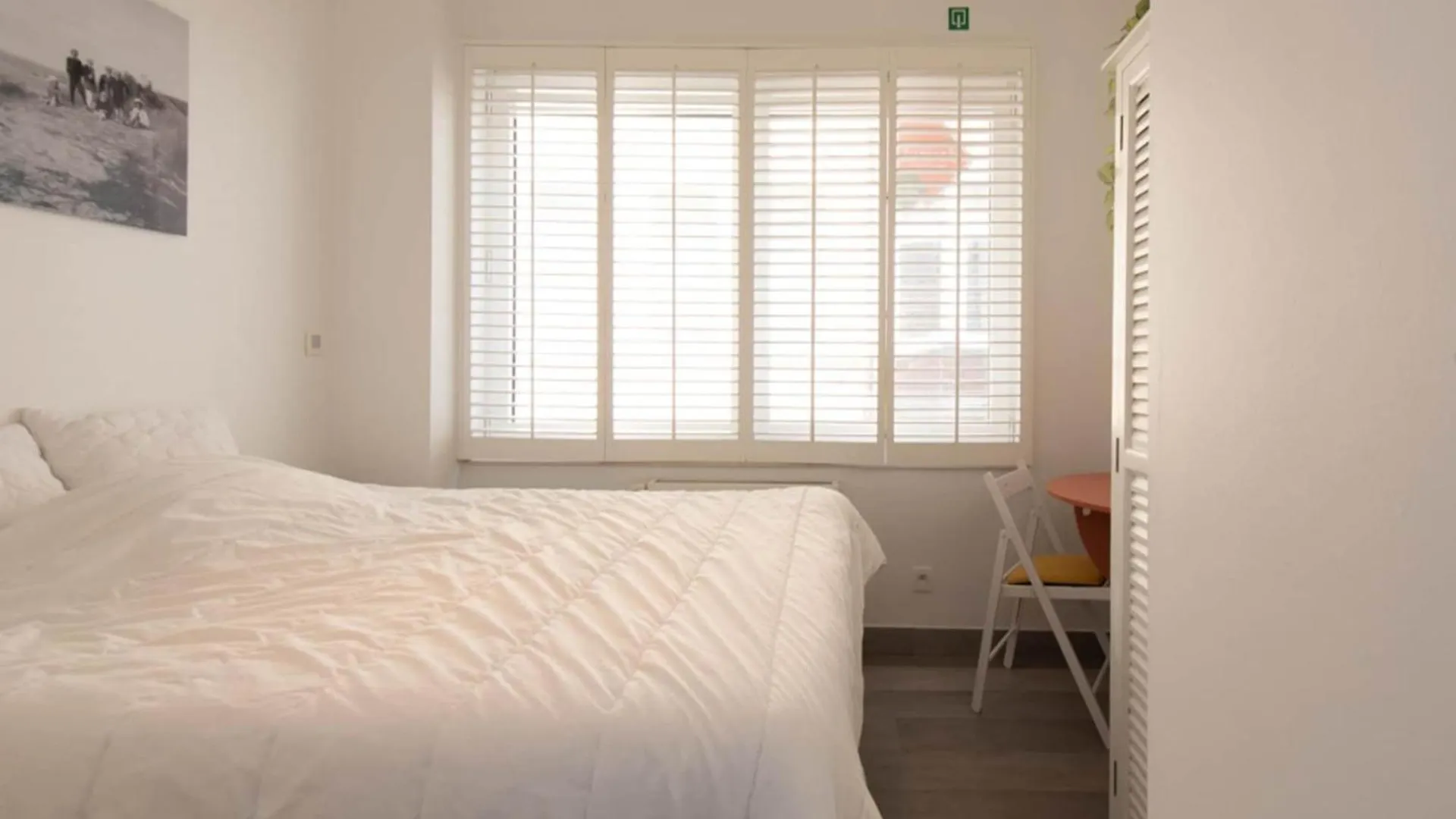 Pretty Apartment With Balcony Ostend